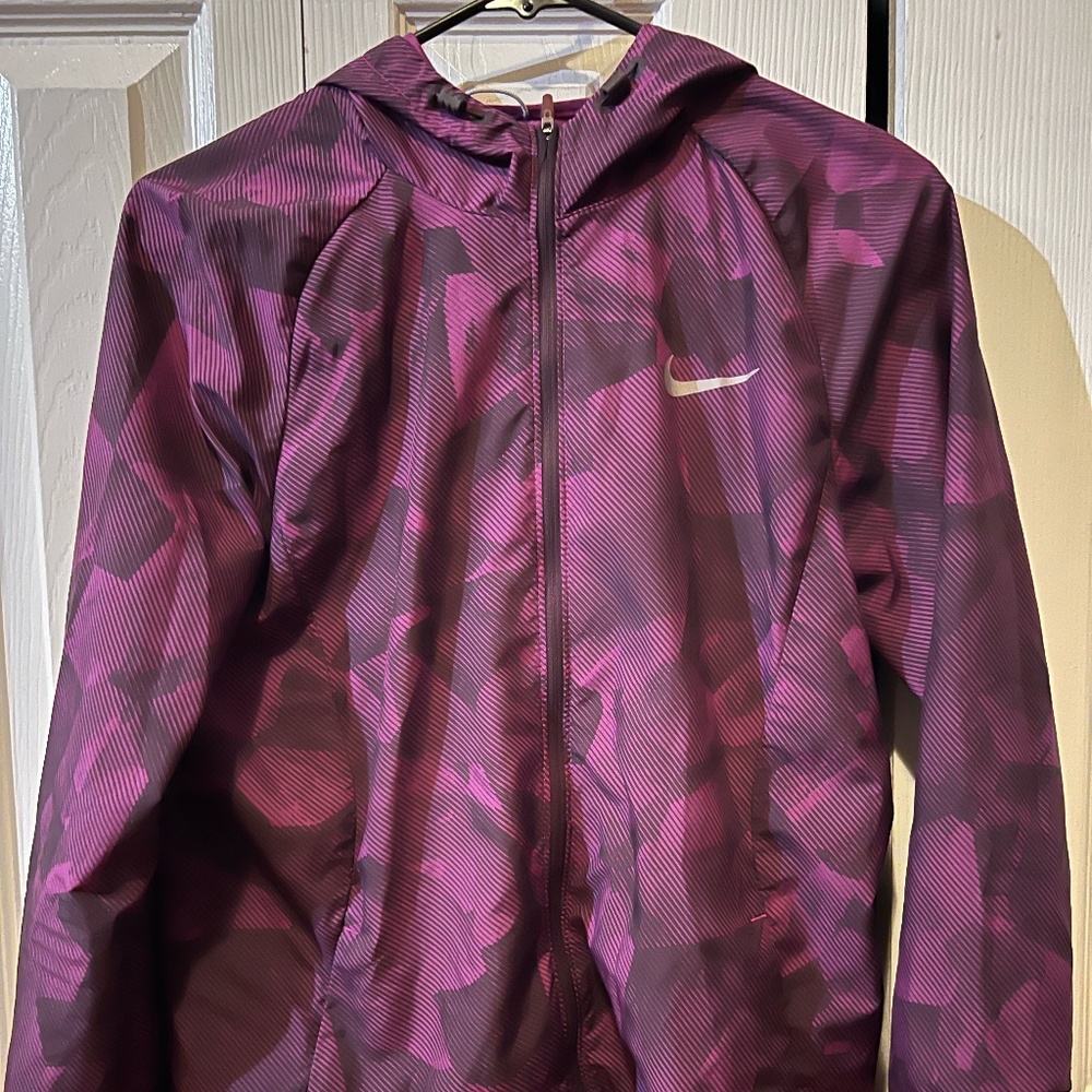 Nike Women's Purple Windbreaker Jacket